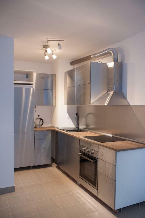 After Eight Apartment บราติสลาวา ภายนอก รูปภาพ